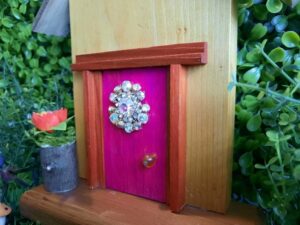 Door 442 - Garden Fairy Doors - GardenFairies.ca