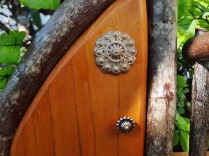 Gnome Home - Door 641 - Garden Fairy Doors - GardenFairies.ca