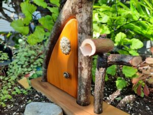 Gnome Home - Door 641 - Garden Fairy Doors - GardenFairies.ca
