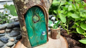 Woodland Fairy Door 723 - Garden Fairy Doors - GardenFairies.ca